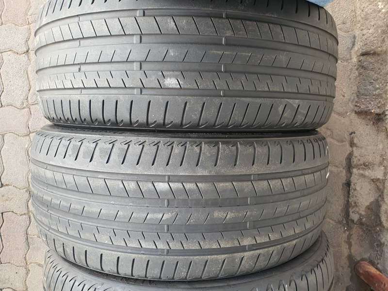 275/35/21, 245/40/21 Bridgestone Alenza Runflat used tyres