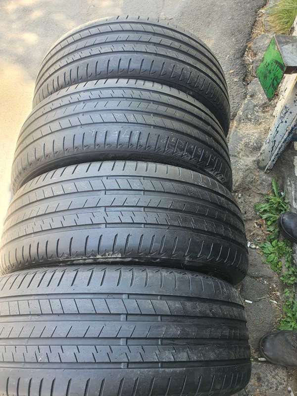 245/45/20, 275/40/20 Bridgestone Alenza *Runflat Tyres