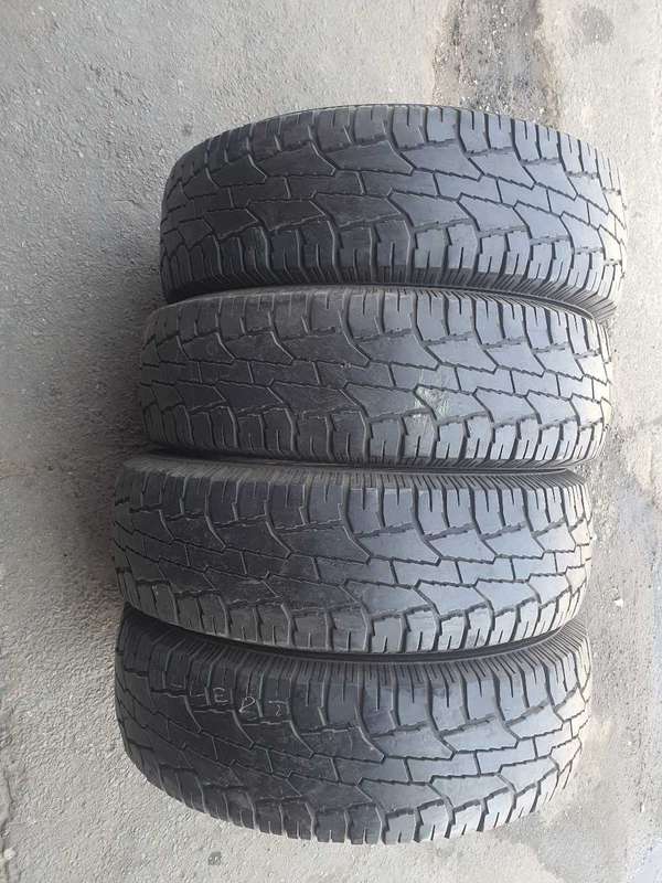 245/75/16 used bakki tyres