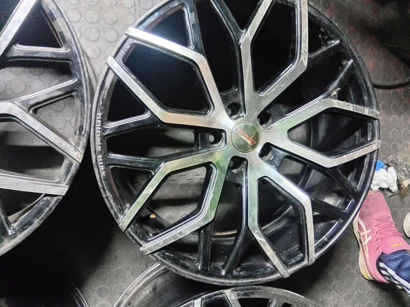 20 inch Mags Wheels with pcd 5 x 120