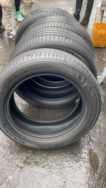 225/55/18 x 4 Kumho Solus fairly used tyres. 80% life