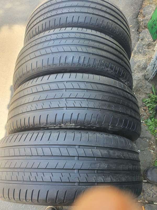 245/45/20, 275/40/20 Bridgestone Alenza *Runflat Tyres