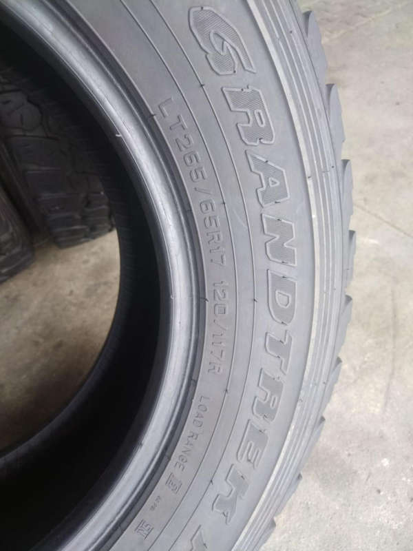 265/65/17 × 4 Dunlop Grandtrak AT3G.