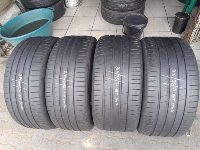 275/40/21; 315/35/21 Pirelli Pzrro runflat tyres.