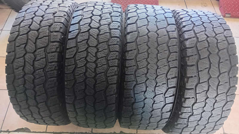 265|65|17 x 4 APOLLO APTRRA AT2 Tyres