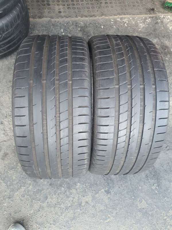 245/30/20 x 2 Goodyear Eagle tyres. 85% Life