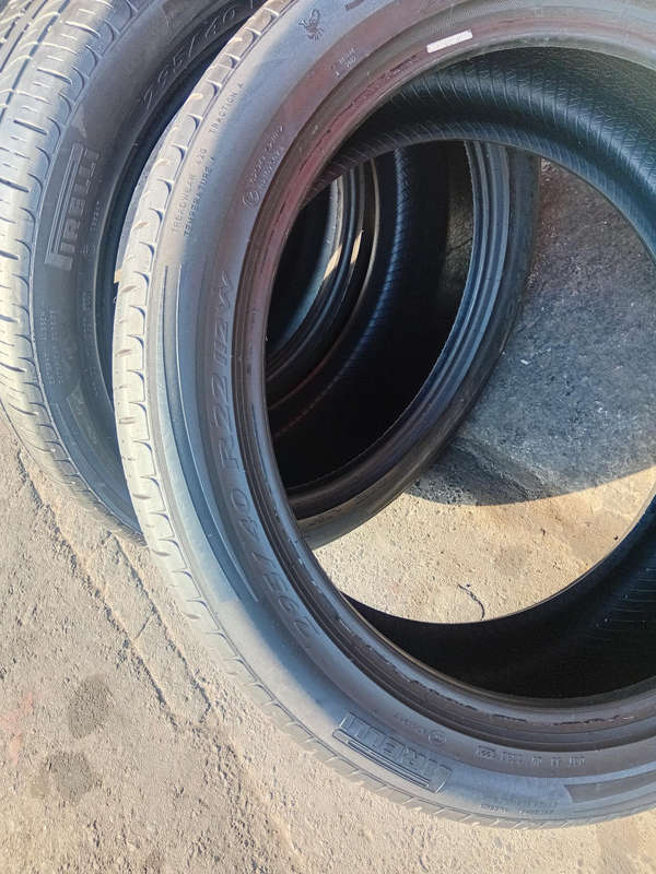 295/40/22 × 4 Pirelli Scorpoin used tyres