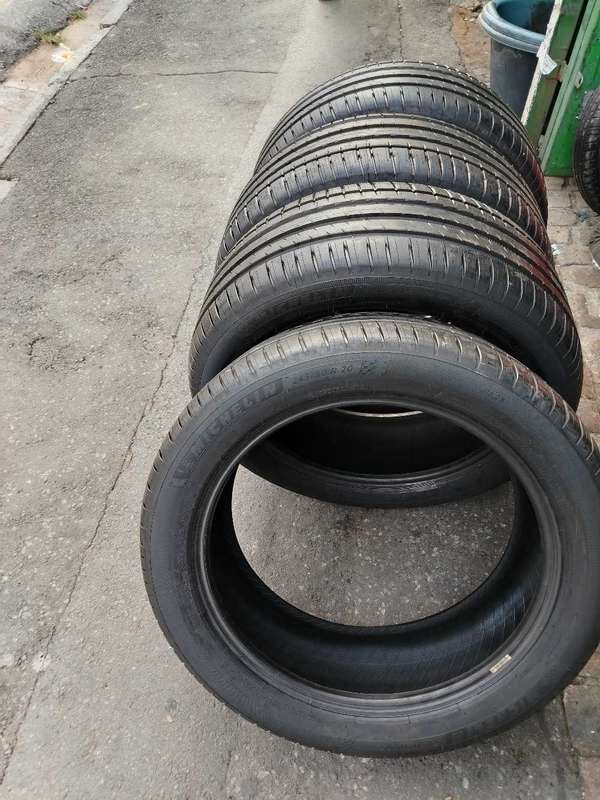 245/50/20 Michelin Pilot Sport . 100% Life