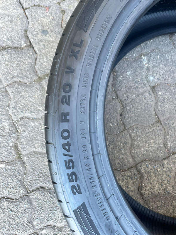 255/40/20 Continental Sport Contact5 used tyres