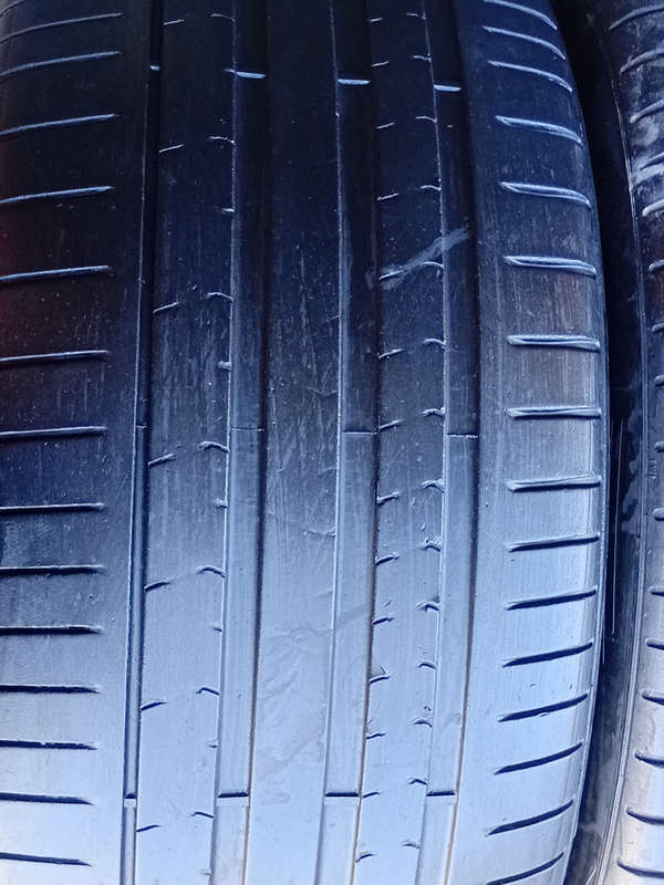 315/35/20 & 275/40/20 Pirelli Pzerro Runflat tyres for BMW X5, X6