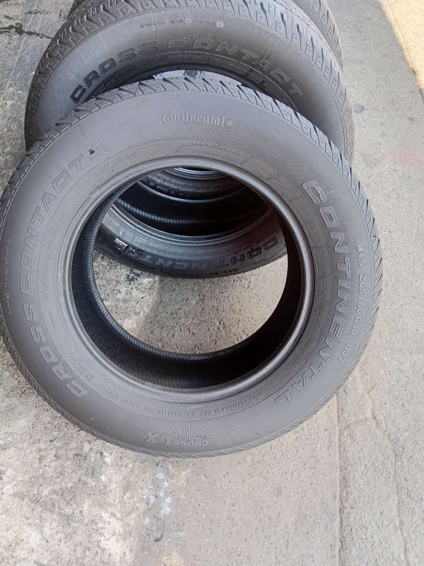 265/60/18 × 4 used Continental tyres
