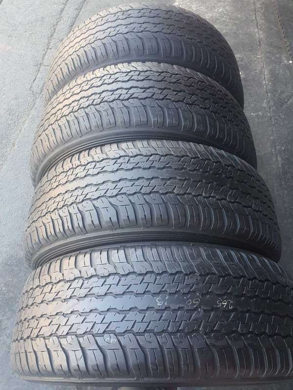 265/60/18 x 4 Dunlop Grandtrak AT. 70% thread life