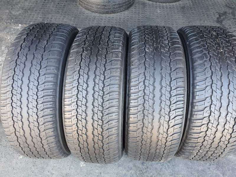 265/60/18 x 4 Dunlop Grandtrak AT. 70% thread life