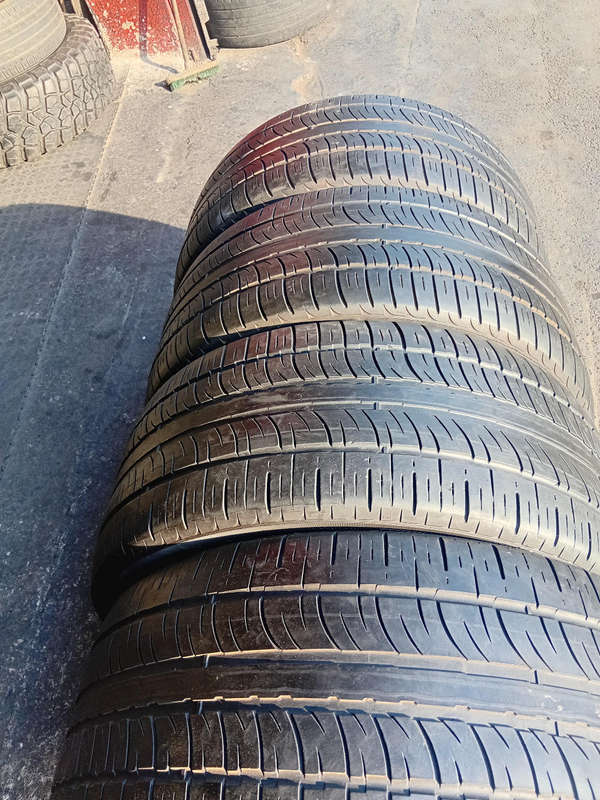 295/40/22 × 4 Pirelli Scorpoin used tyres