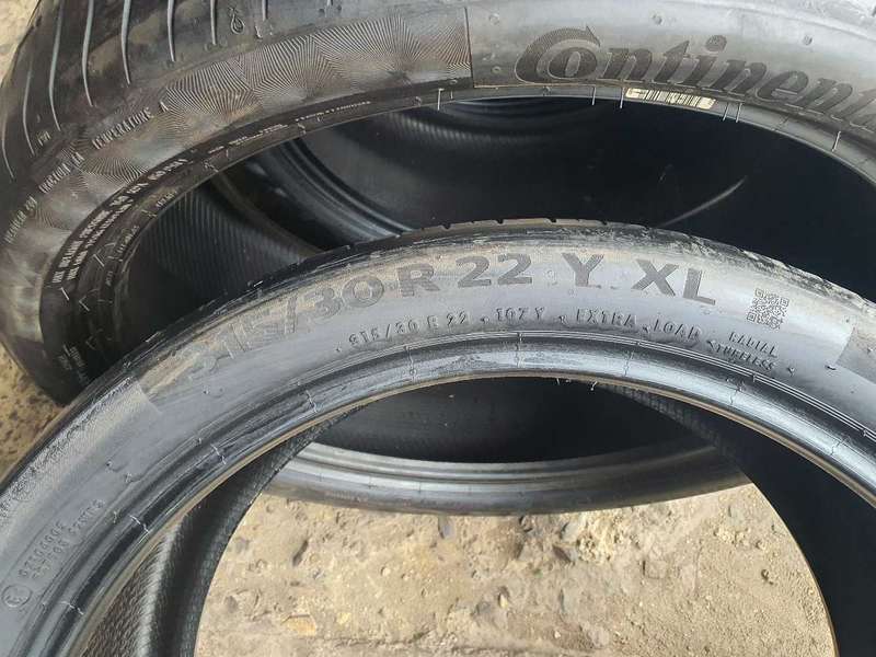 275/35/22, 315/30/22 Continental Premium Contact. 75% life