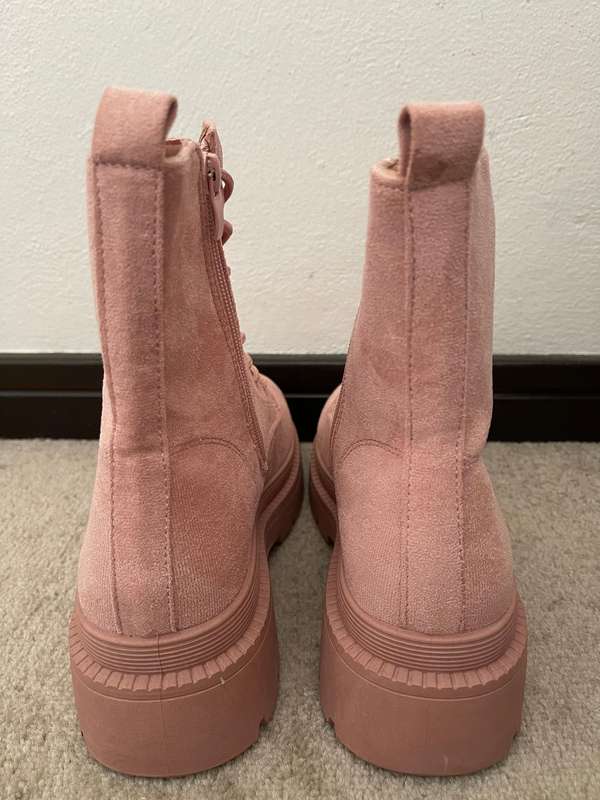 Ladies Lace Up Boots - Pink