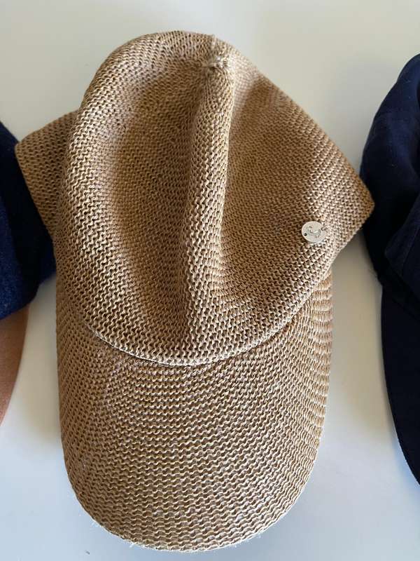Pringle & Old Khaki Caps