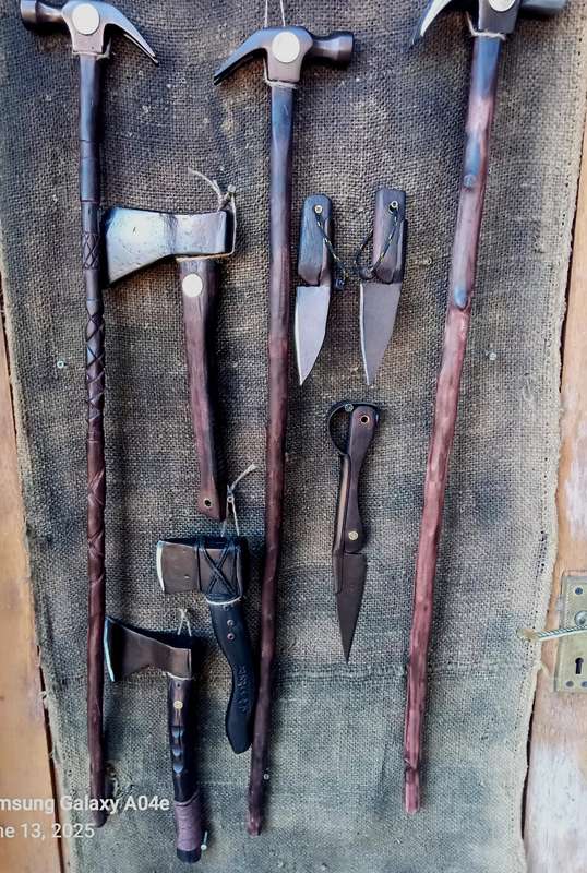 "Twee Mossies"karoo hardwood rugged walking sticks