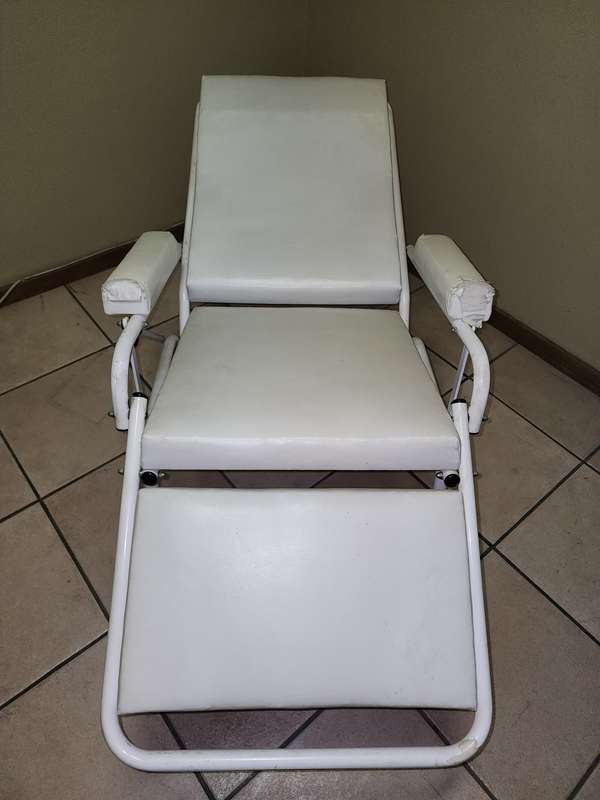 Salon Facial Chair
