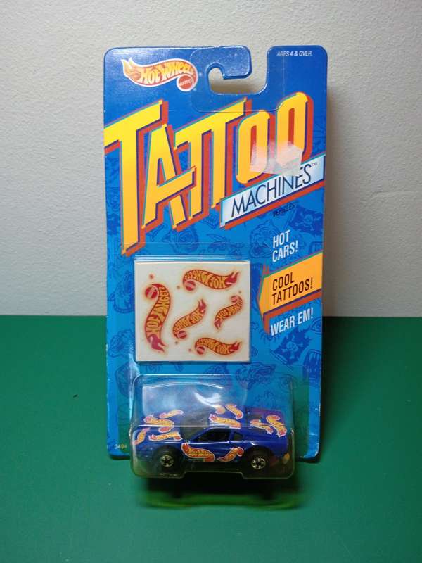 1992 Hot Wheels Tattoo Machines Ferrari 308 Racebait 1:64