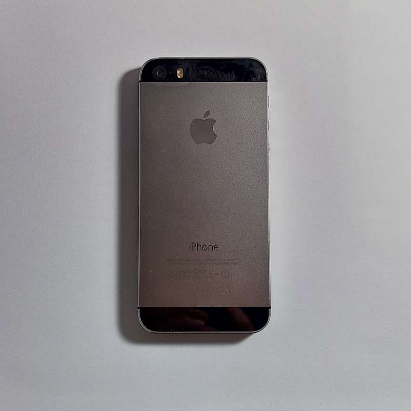 32GB Black IPhone 5S
