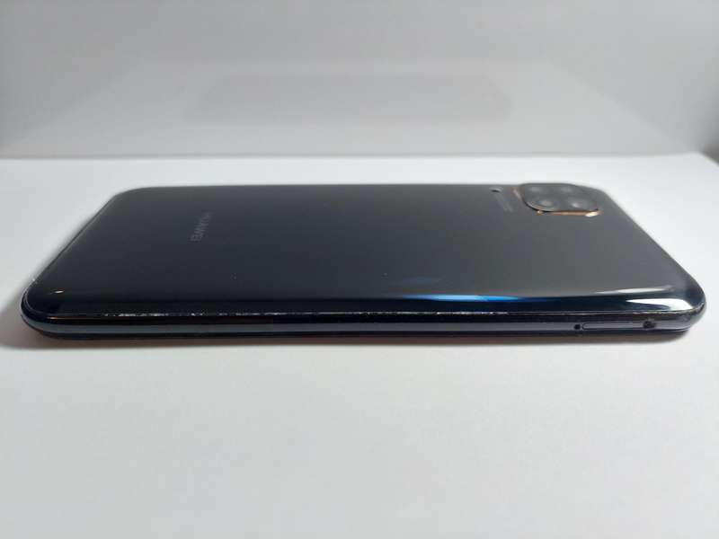 Huawei P40 lite