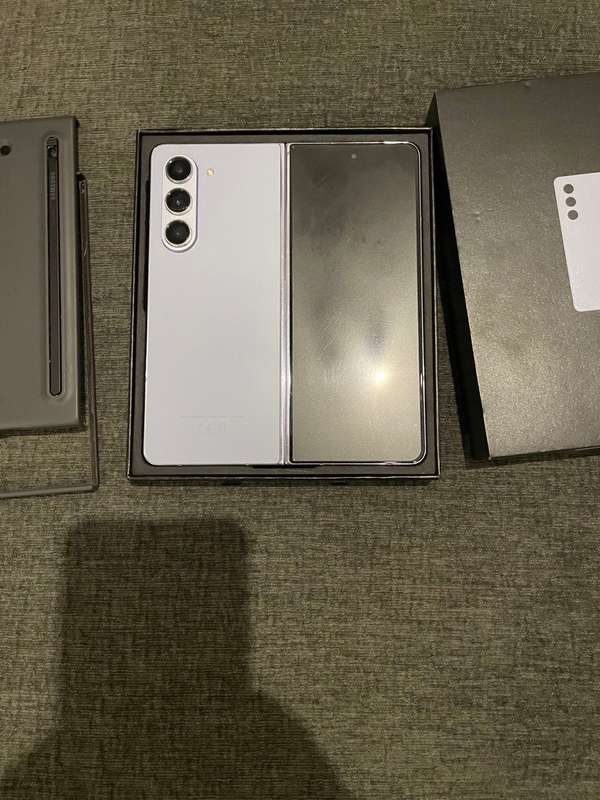 Samsung Galaxy Z Fold 5 Icy Blue Dual Sim 256GB In Original Packaging - Brand New Condition + Extras