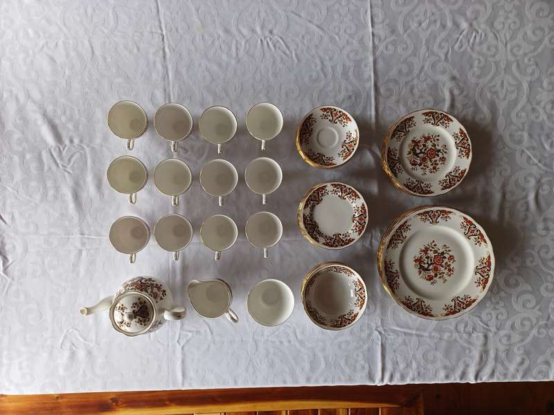 Vintage Colclough Royale Bone China Floral set
