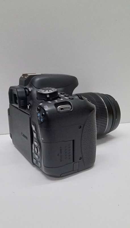 Canon 750d camera
