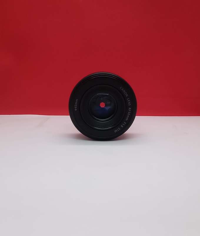 Canon EF 16-35mm 1:2.8 L II USM lens