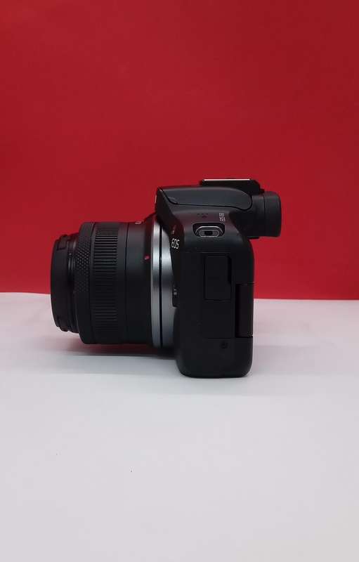 Canon EOS R50  4k mirrorless camera