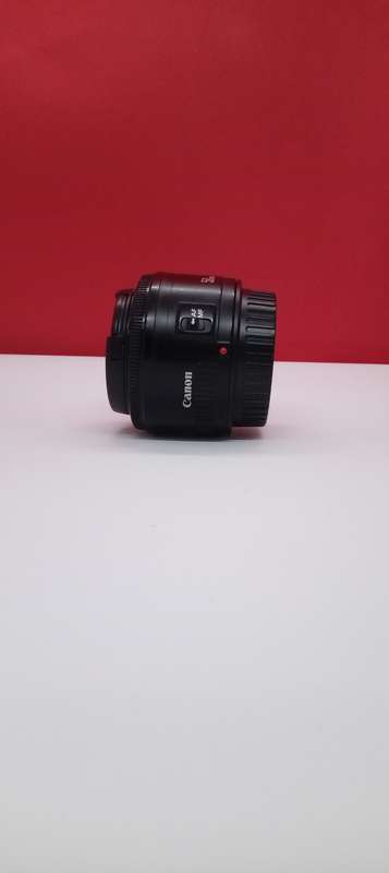 Canon 6D body +50mm1.8 prime lens (Combo)