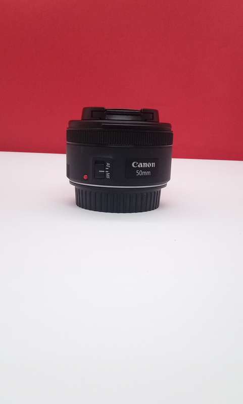 Canon EF 50mm 1:1.8 STM prime lens