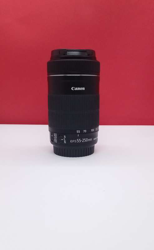 Canon EF 55-250mm STM with image stabilizer