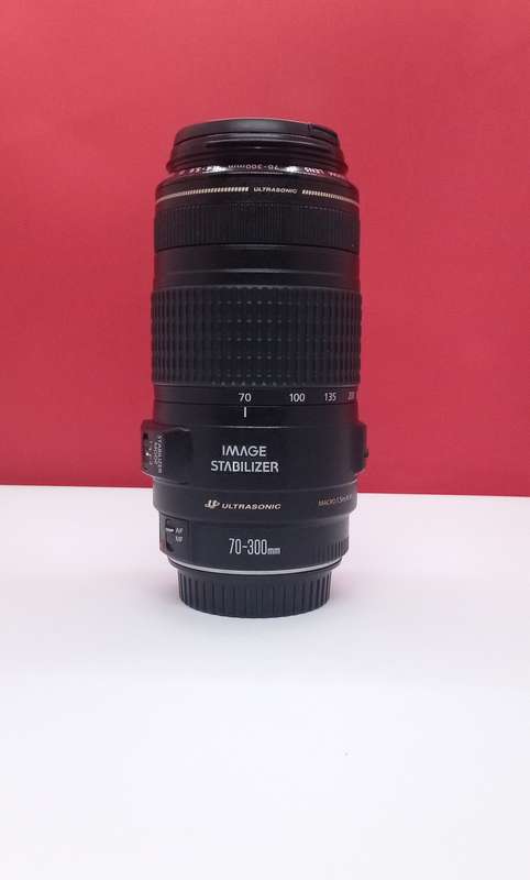 Canon EF 70-300mm f4-5.6 USM Zoom LENS