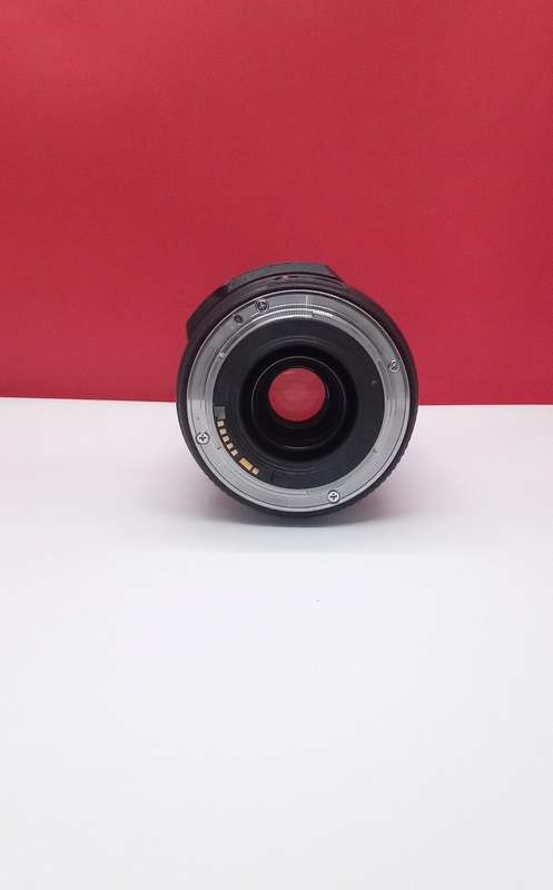 Canon EF 70-300mm f4-5.6 L IS USM ZOOM LENS