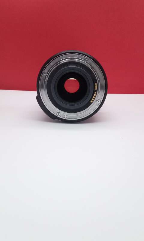Canon EF 18-135mm with image stabilizer