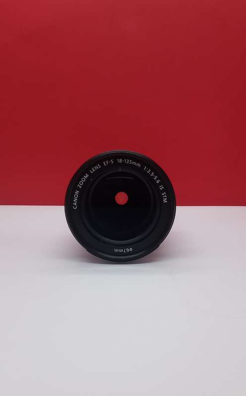 Canon EF 18-135mm f3.5-5.6 IS STM Zoom lens