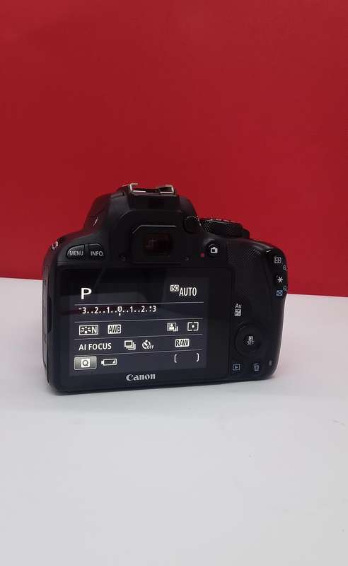 CanonEOS 100D
