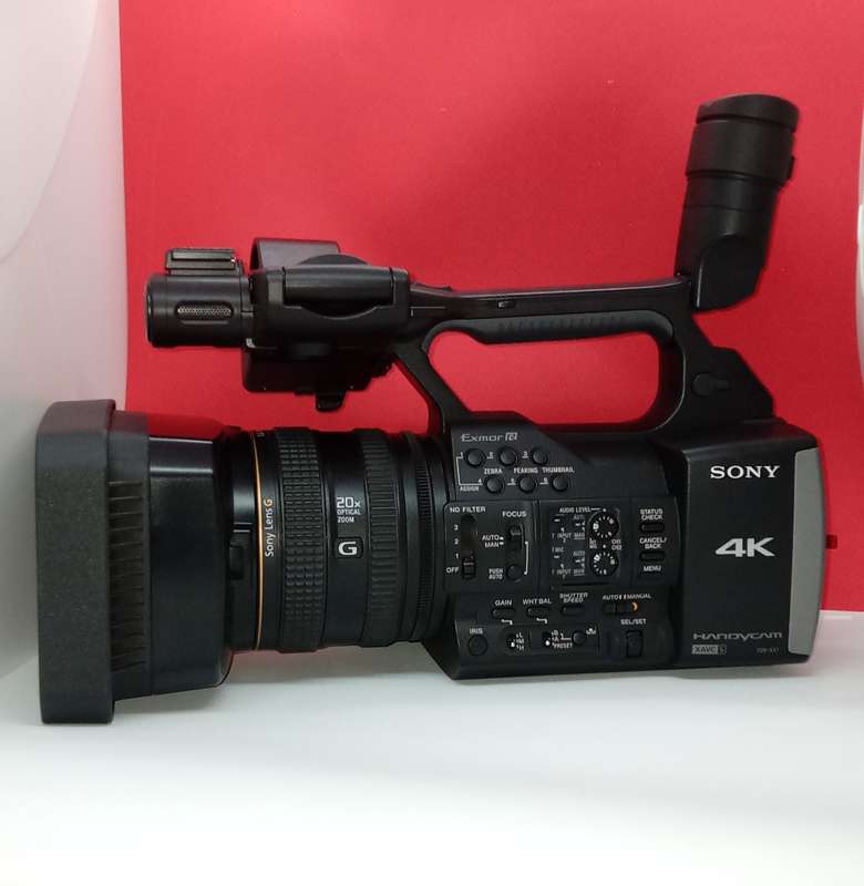 SONY FDR -AX1 (4K video cam)