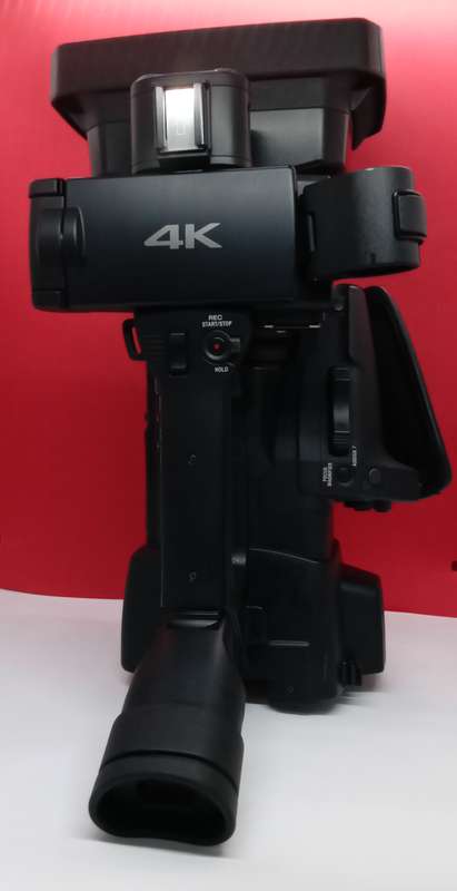 SONY FDR -AX1 (4K video cam)