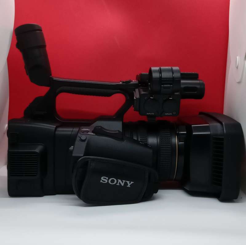 SONY FDR -AX1 (4K video cam)