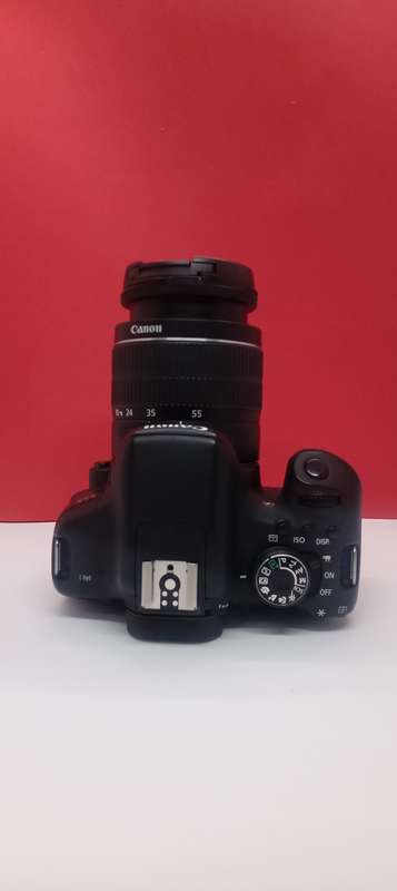 Canon 750D slr camera