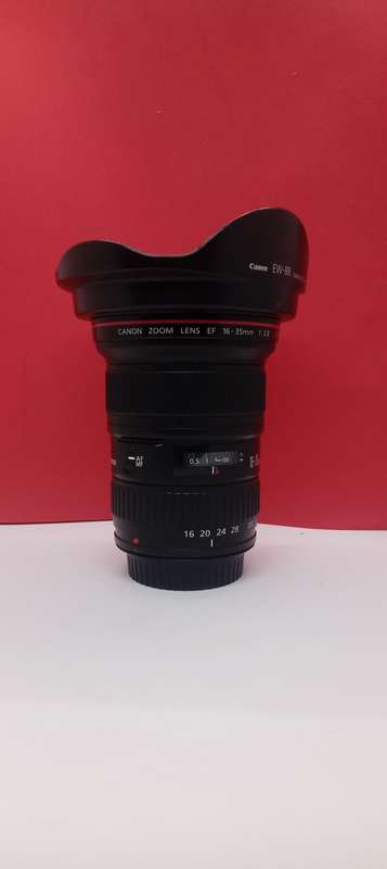 Canon EF 16-35mm 1:2.8 L II USM lens