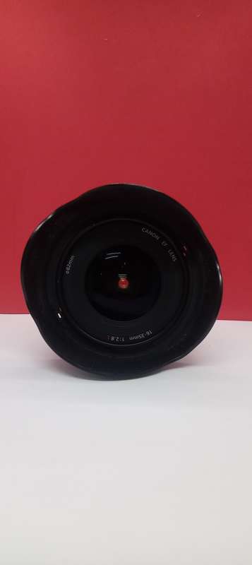 Canon EF 16-35mm 1:2.8 L II USM lens