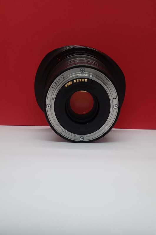 Canon EF 16-35mm 1:2.8 L II USM lens