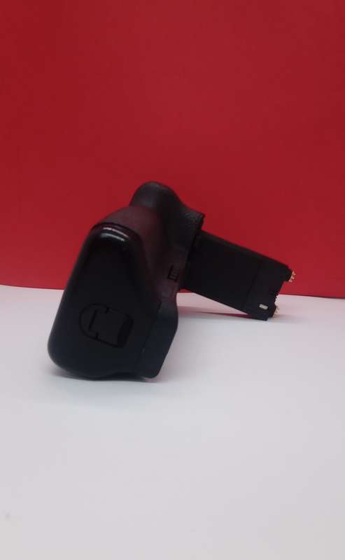 Canon BG-E11 battery grip