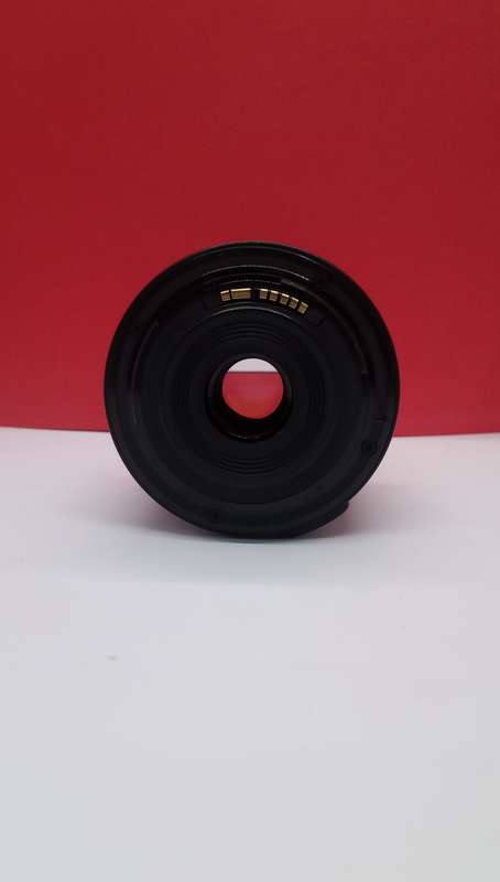 Canon EF 18-55mm standard lens