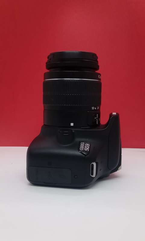 Canon 1300d slr camera