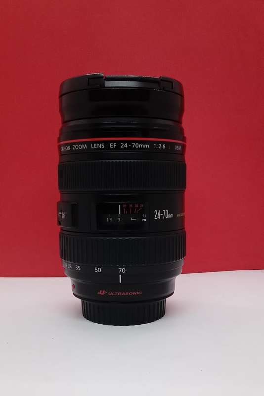 Canon 24-70mm 1:2.8 L USM standard zoom lens